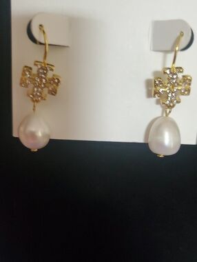 Tory Burch Moondance Pearl & Pavé Drop Earring